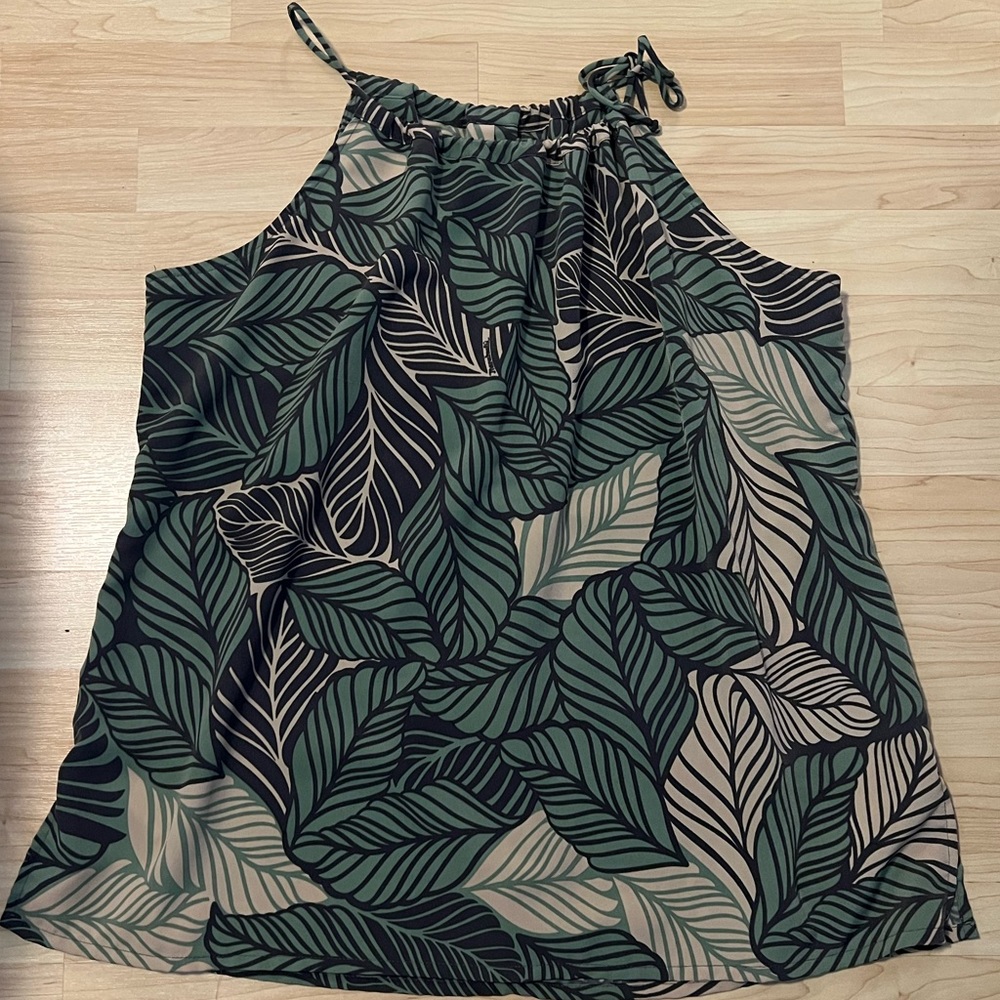 Manuhealii Top